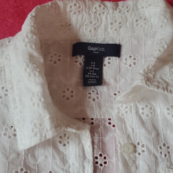 White button up - Picture 2 of 2